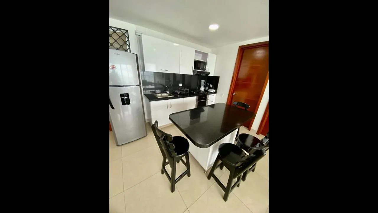 2 Bedroom Beachfront Apartment 2P1-Al With Pool And Wifi Cartagène